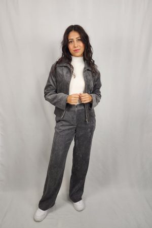 WhatsApp Image 2025-10-24 at 17.44.00