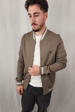 WhatsApp Image 2025-11-27 at 18.09.39 (1)